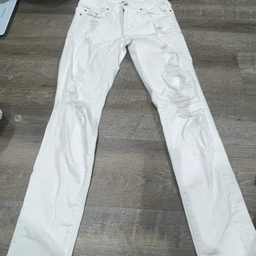 American Eagle Outfitters Distressed White Skinny Jeans